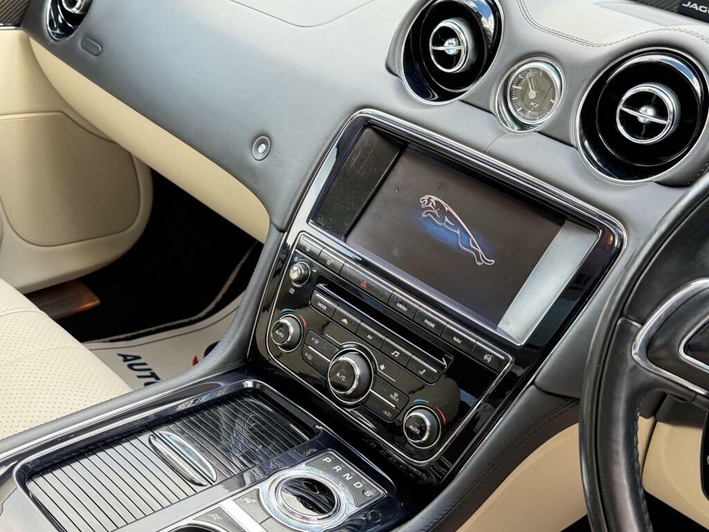 Jaguar XJ Xj Portfolio V6 D Black #12