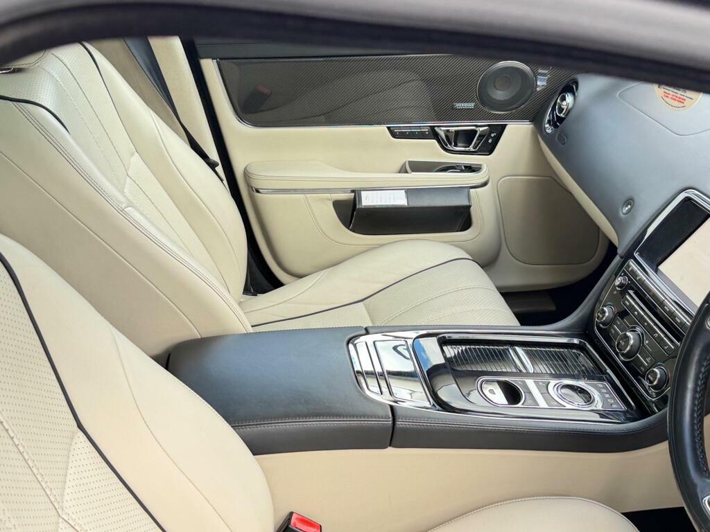 Jaguar XJ Xj Portfolio V6 D Black #13