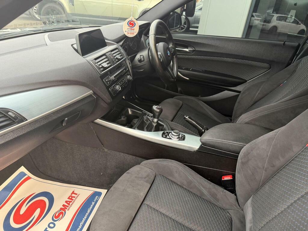 BMW 2 Series 2016 66 Bmw 218I Se Nav White #8