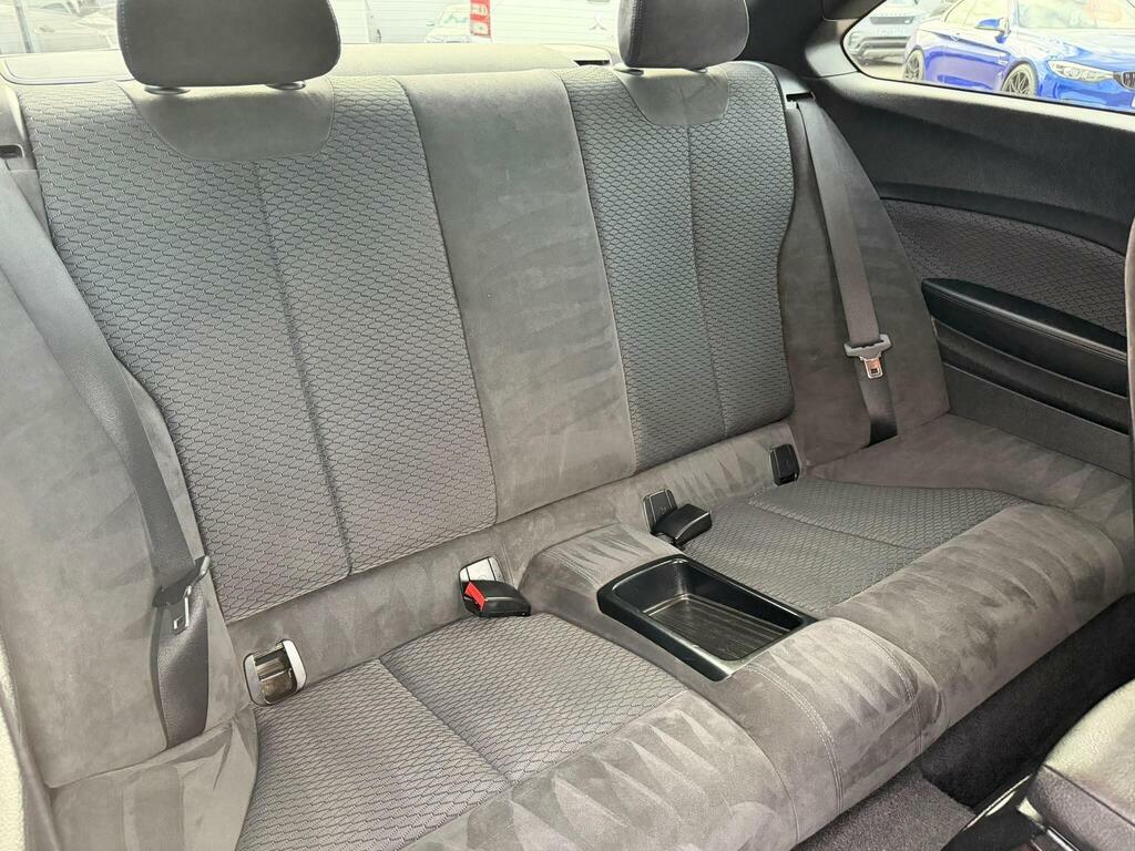 BMW 2 Series 2016 66 Bmw 218I Se Nav White #9