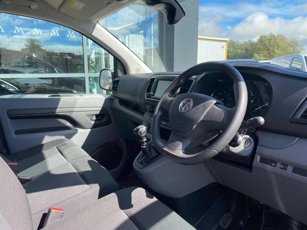 Vauxhall Vivaro 2.0 Turbo D 3100 Sportive L2 H1 Euro 6 Ss 6Dr  #4
