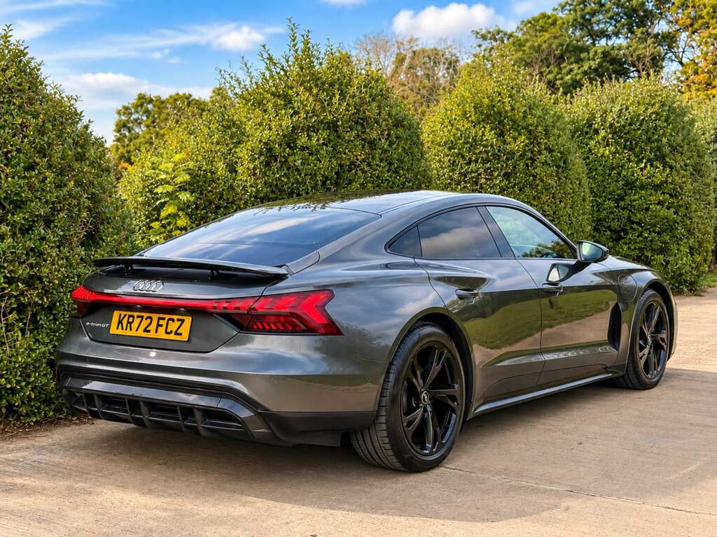 Audi E Tron GT E-tron Gt Quattro 4Wd Grey #3