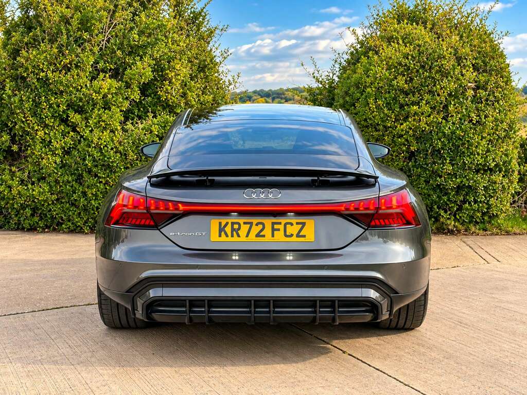 Audi E Tron GT E-tron Gt Quattro 4Wd Grey #4