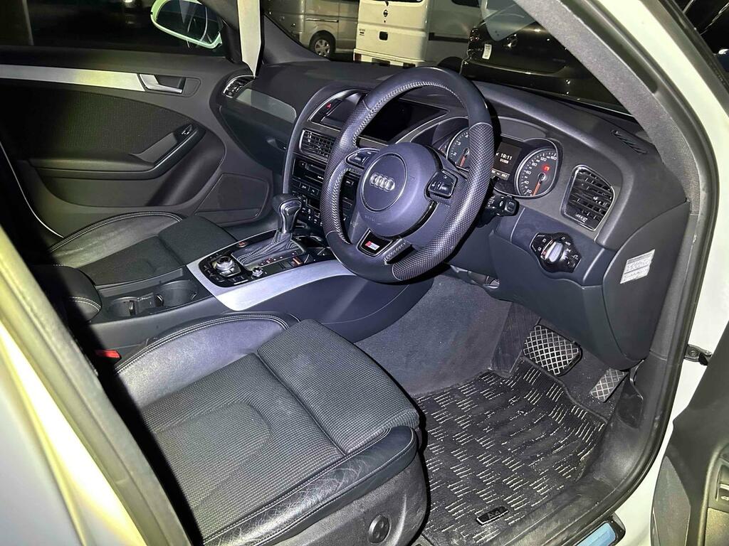 Audi A4 S Line White #3
