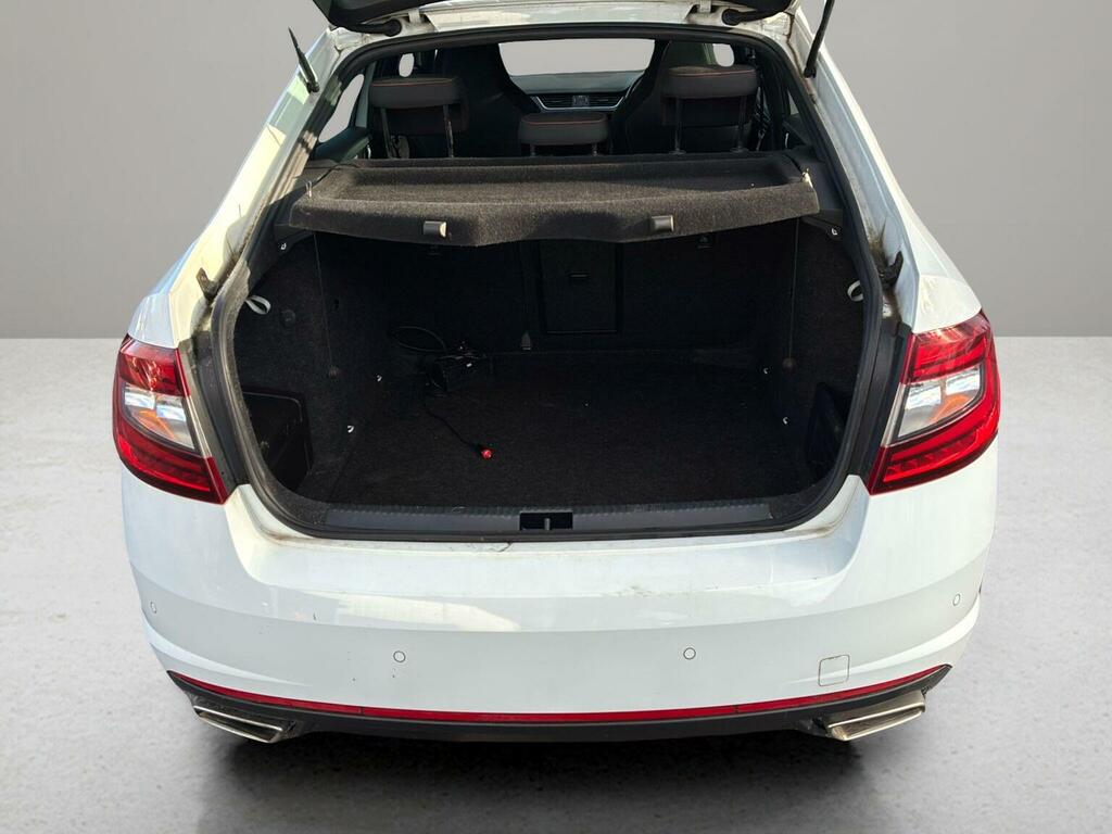 Skoda Octavia 2.0 Tdi Vrs Dsg Euro 6 Ss White #5