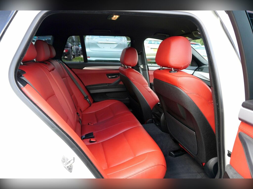 BMW 5 Series 520D M Sport Blue #16