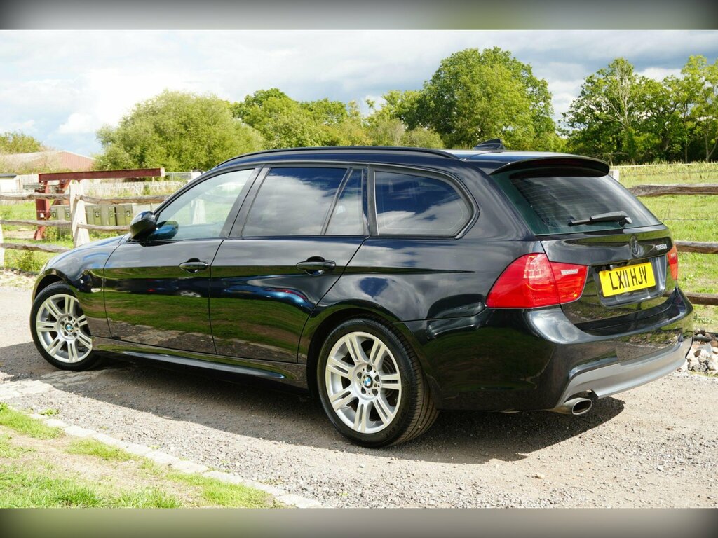 BMW 3 Series Estate 2.0 Blue #7