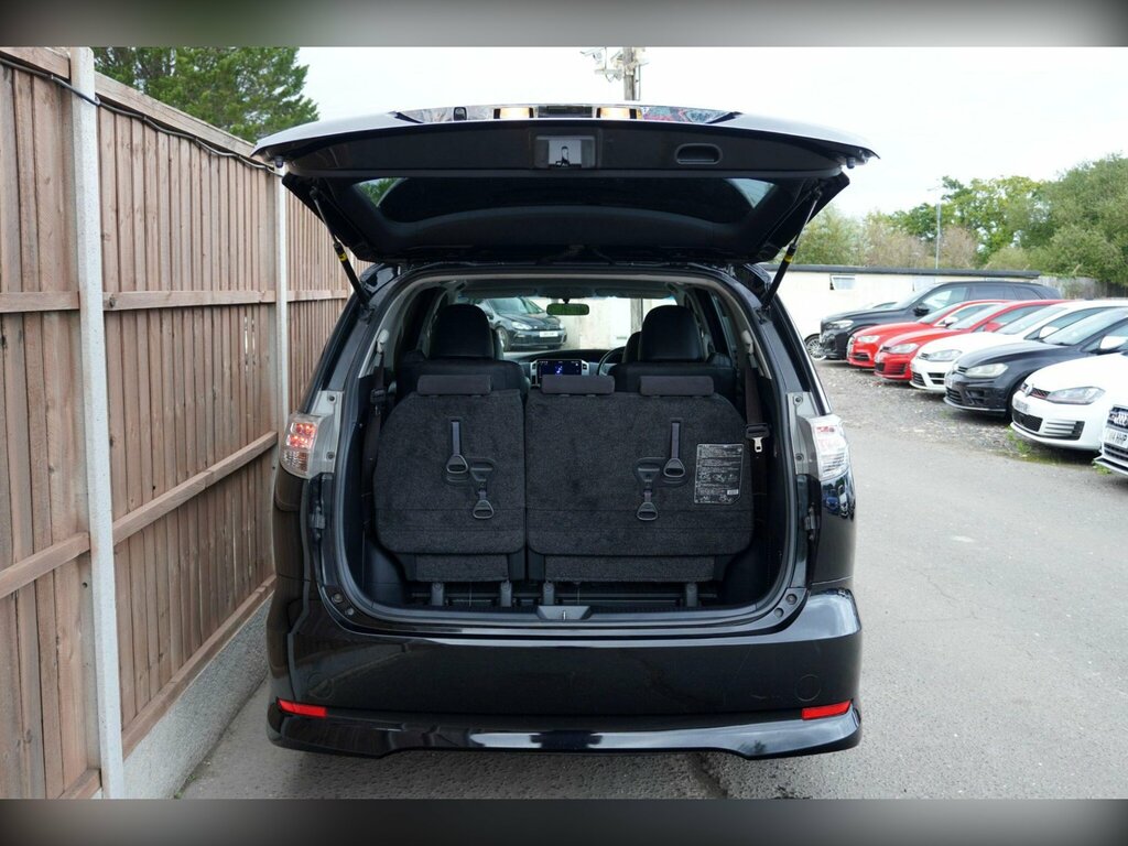 Toyota Estima Black #9