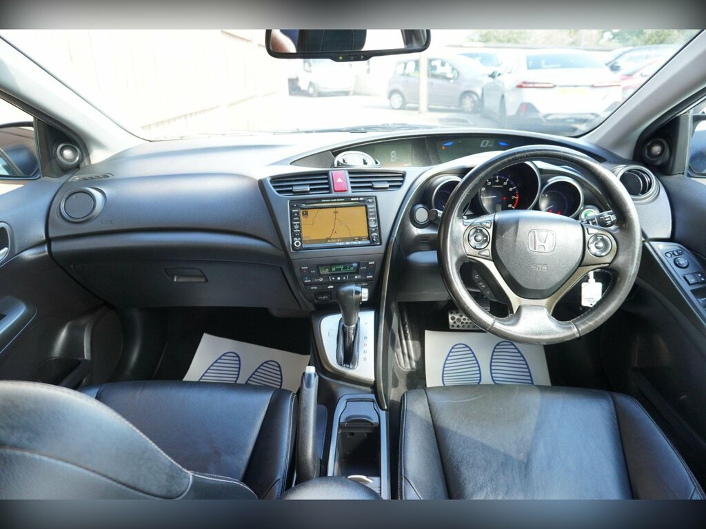 Honda Civic 1.8 I-vtec Ex Euro 5 White #2