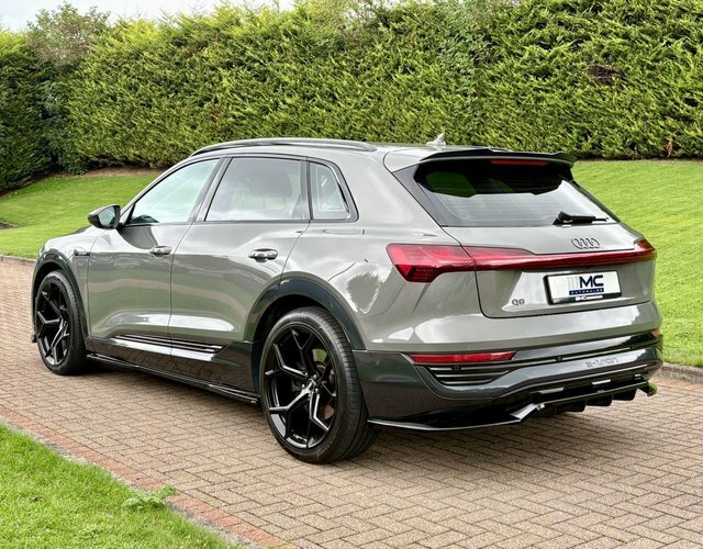 Audi Q8 e tron 50 Sport Suv Grey #4