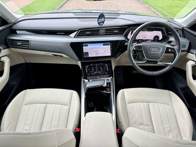 Audi Q8 e tron 300Kw 55 Quattro 114Kwh S Line Blue #13