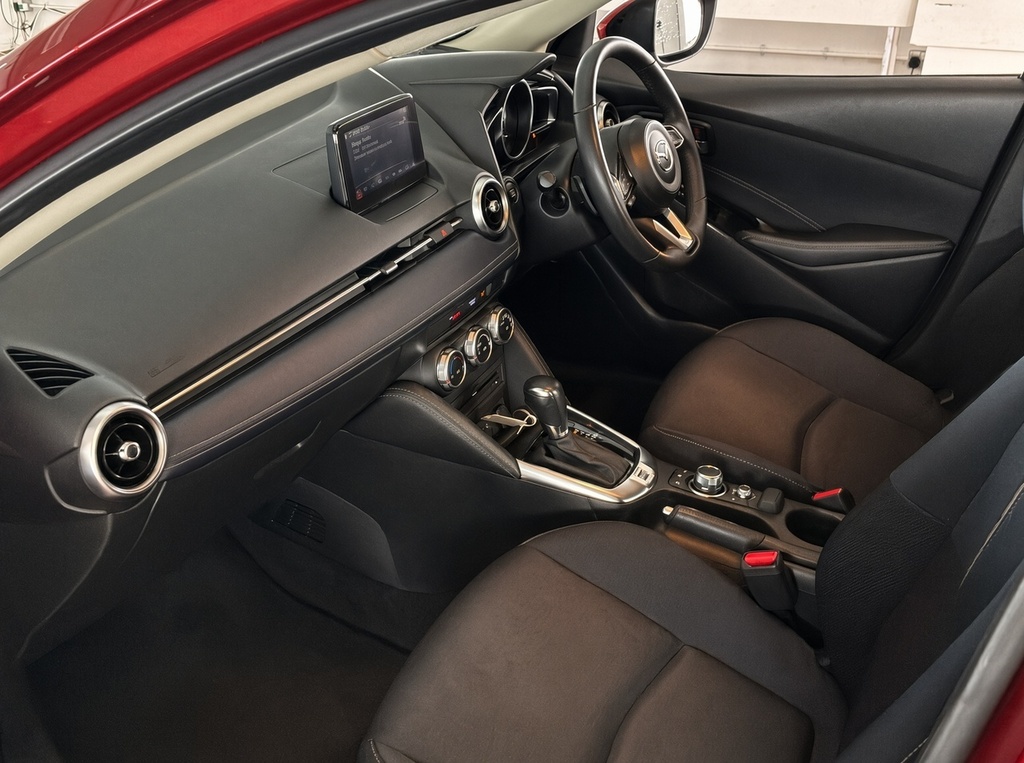 Mazda 2 Skyactiv-g Sport Nav Red #6