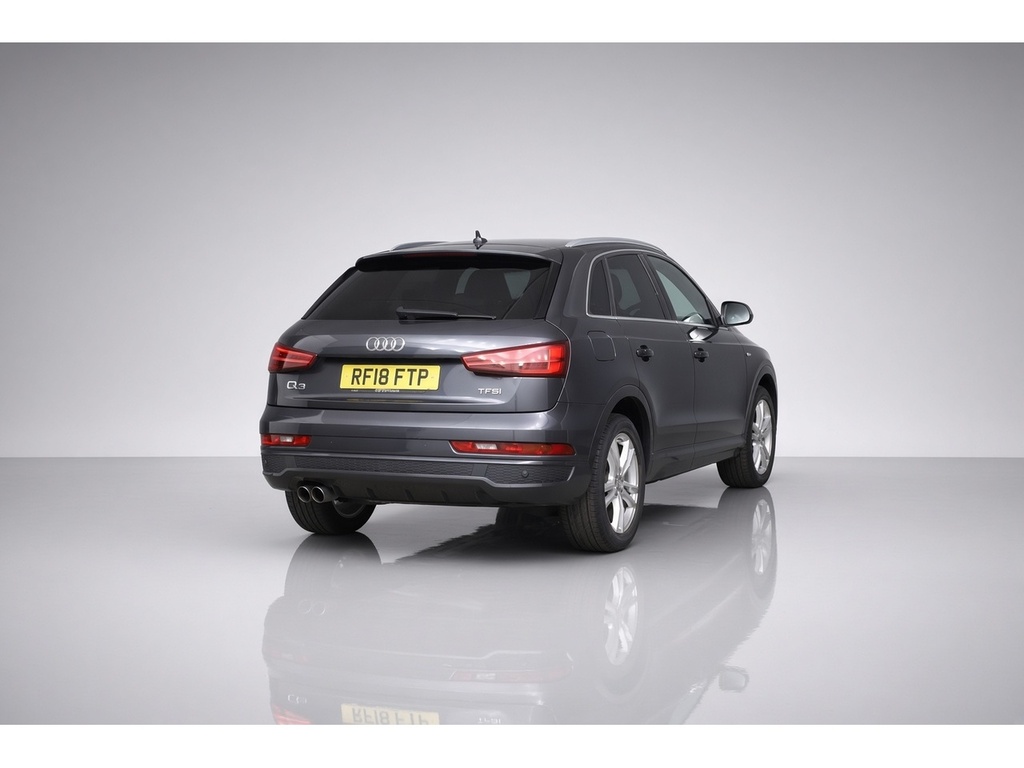 Audi Q3 Tfsi S Line Edition Black #5