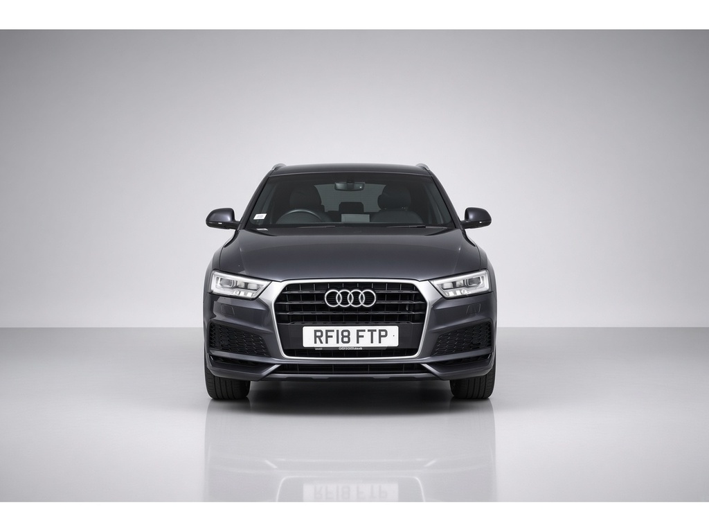 Audi Q3 Tfsi S Line Edition Black #2