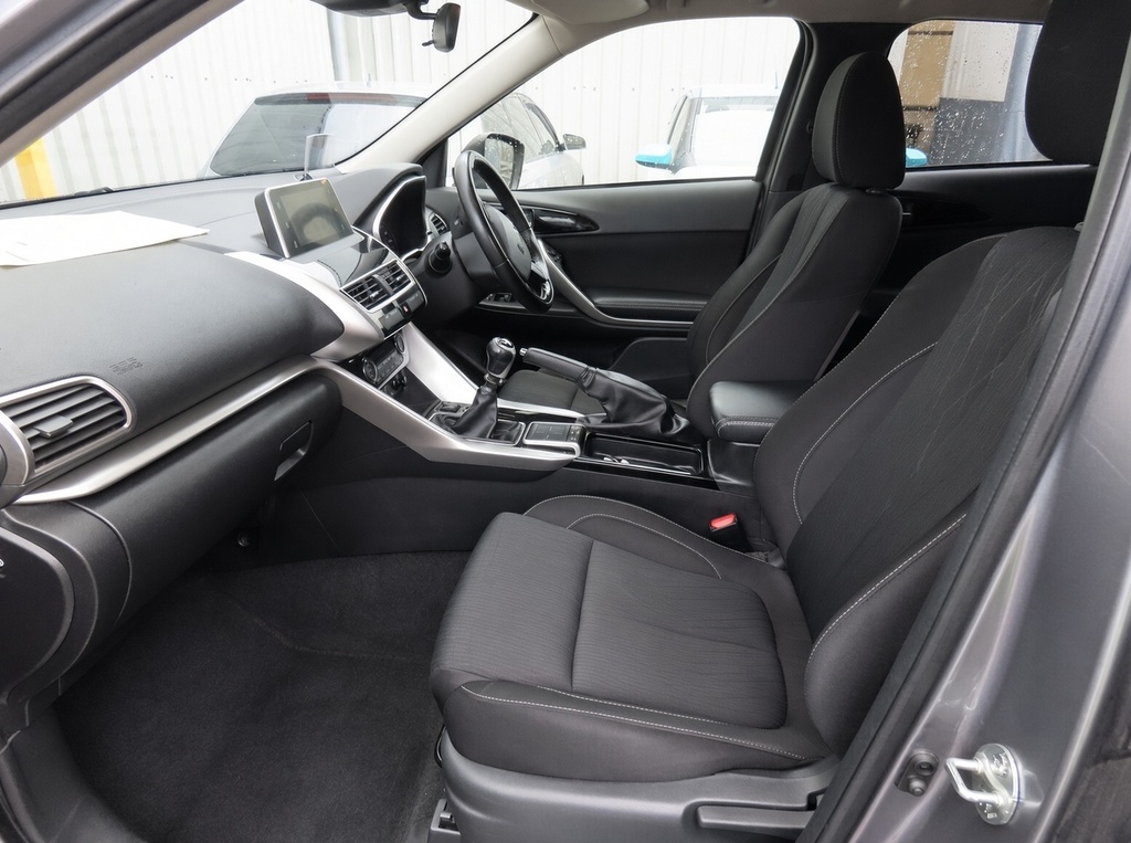 Mitsubishi Eclipse Cross Cross 3 4X2 1.5 160 Bhp Only 45,679 Miles Brown #8
