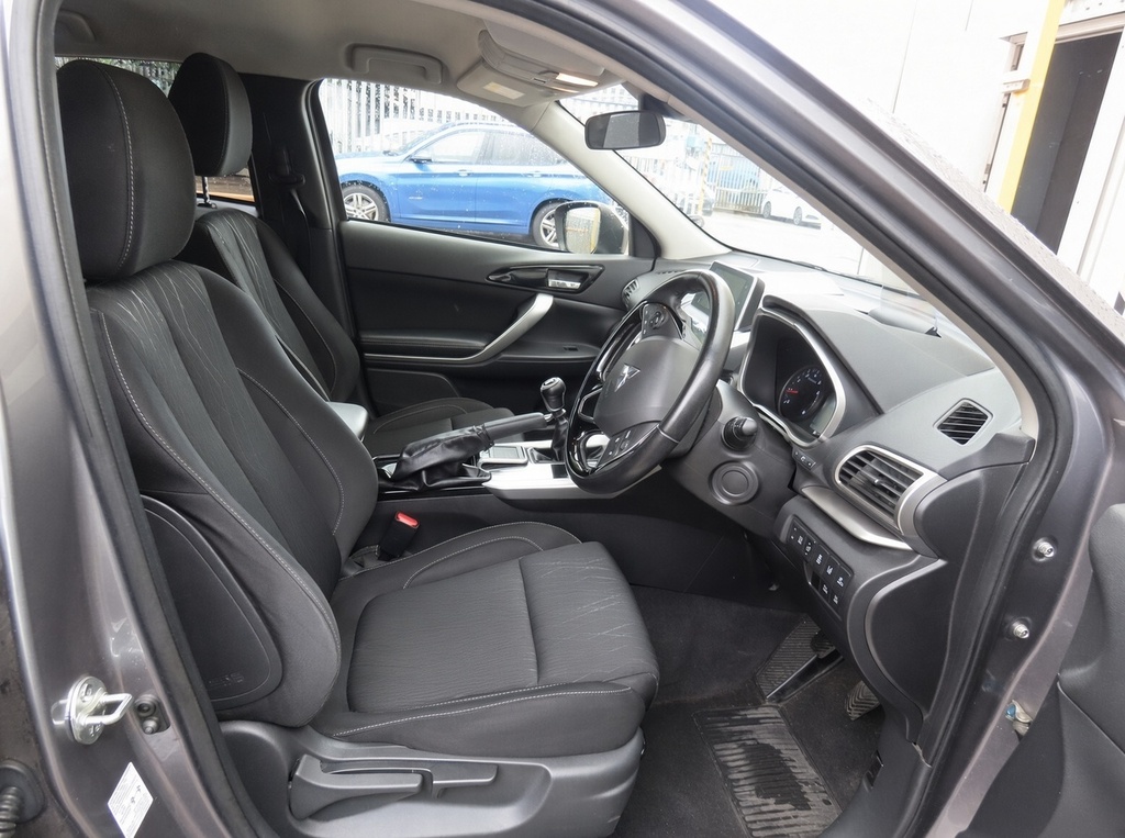 Mitsubishi Eclipse Cross Cross 3 4X2 1.5 160 Bhp Only 45,679 Miles Brown #7