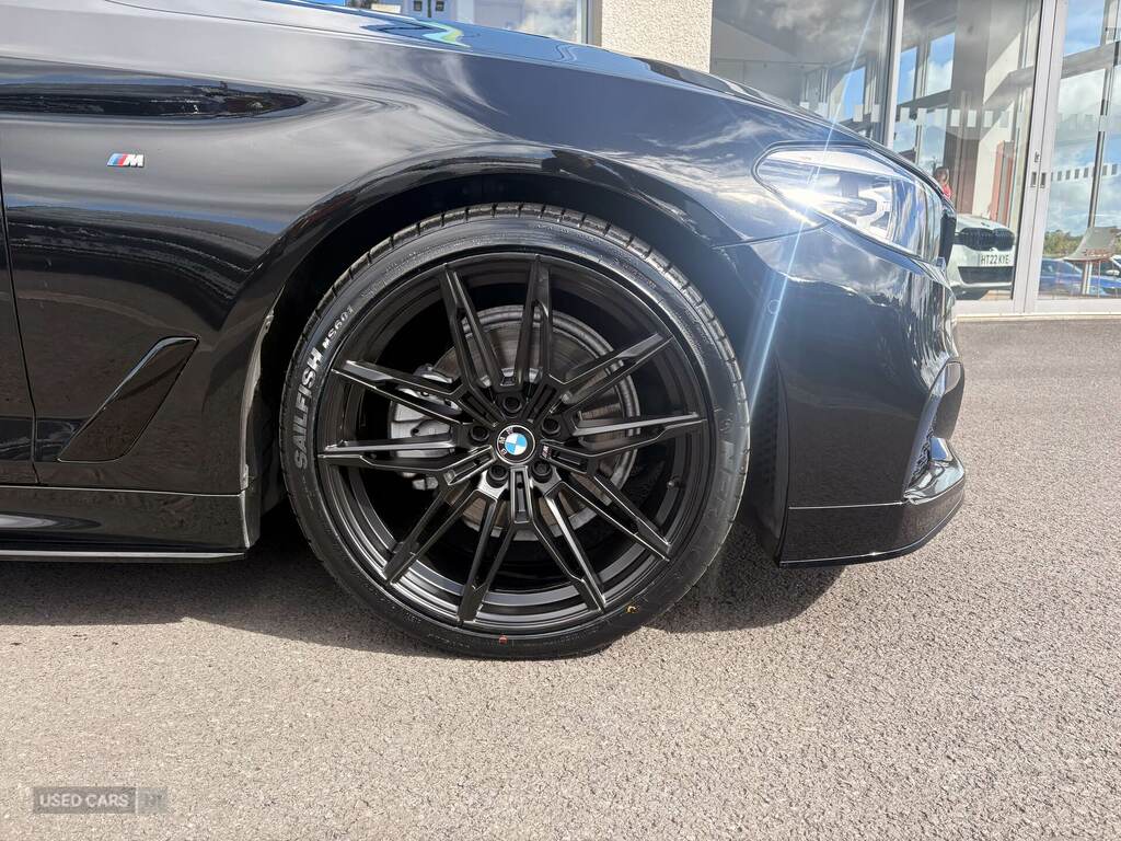 BMW 5 Series 520D M Sport YC19AYP Black #4