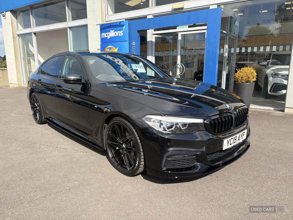 BMW 5 Series 520D M Sport YC19AYP Black #2