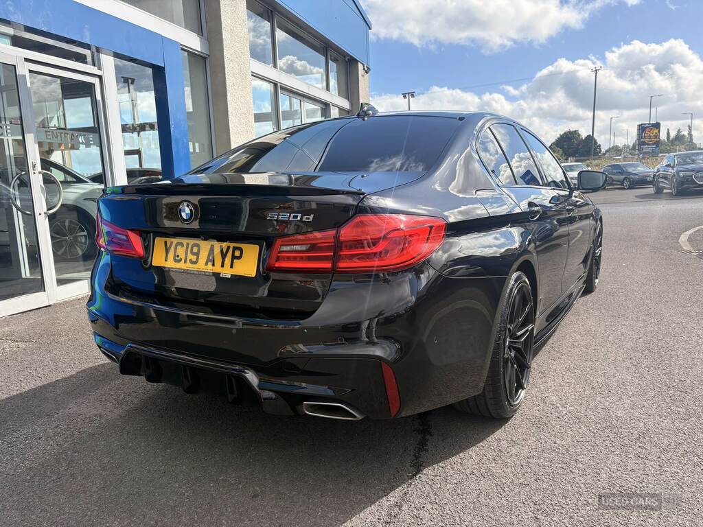 BMW 5 Series 520D M Sport YC19AYP Black #6