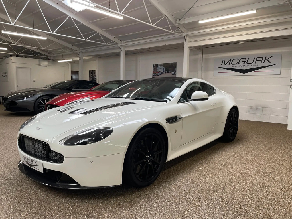 Aston Martin Vantage Vantage S
