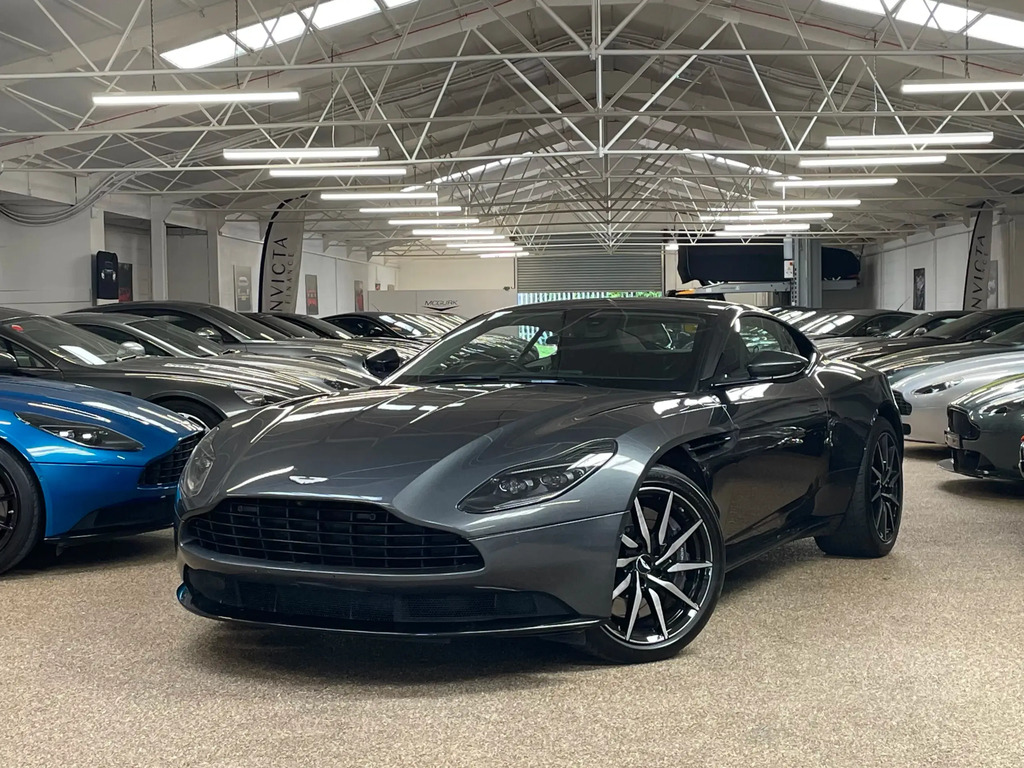 Aston Martin DB11 V8 #6