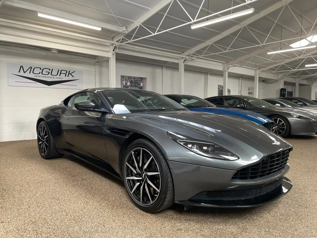 Aston Martin DB11 V8 #2