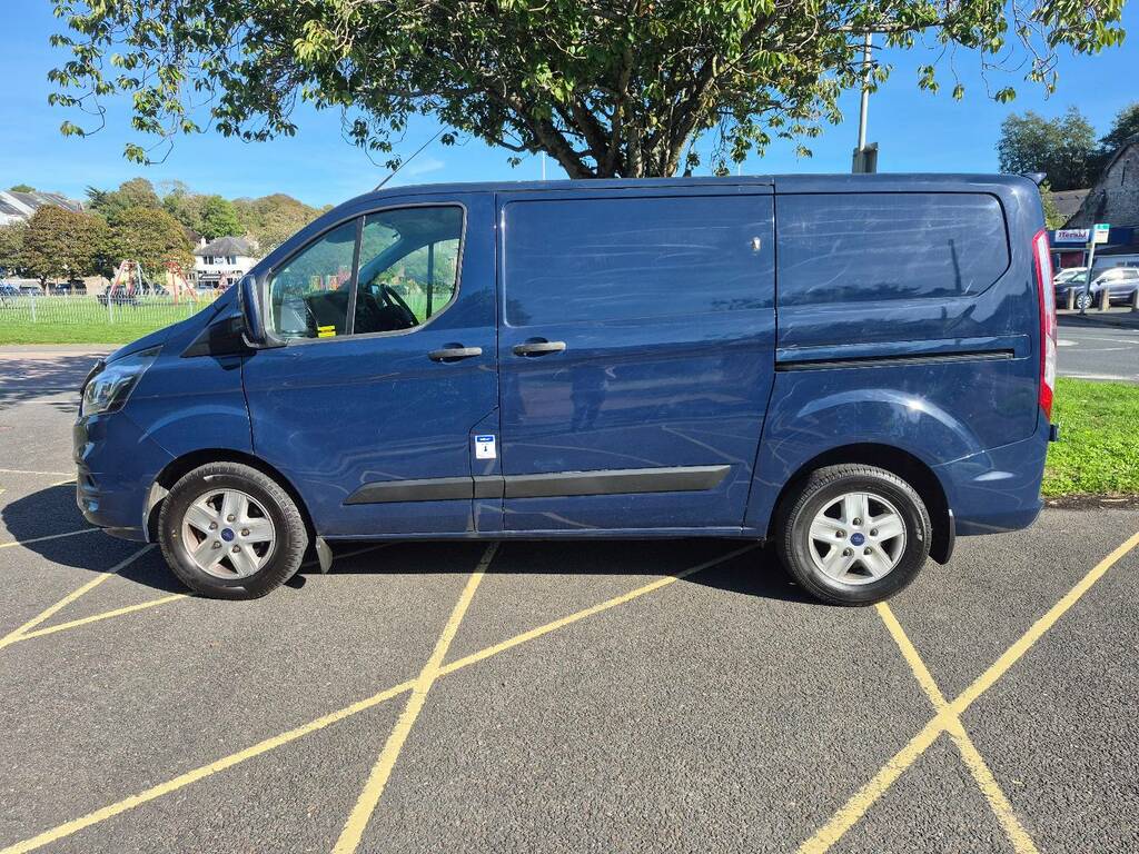 Ford Transit Custom 2.0 Ecoblue 130Ps Low Roof Trend Van Blue #2