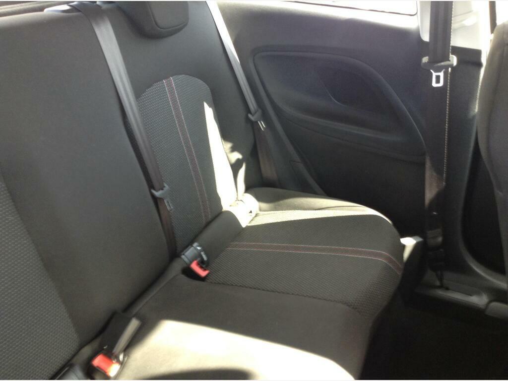 Vauxhall Corsa 1.4I Ecotec Griffin Hatchback Eu Red #10