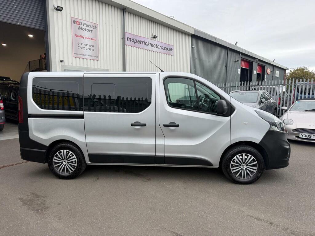 Vauxhall Vivaro Camper Van 1.6 Cdti 2900 Biturbo Ecoflex 201767 Grey #8