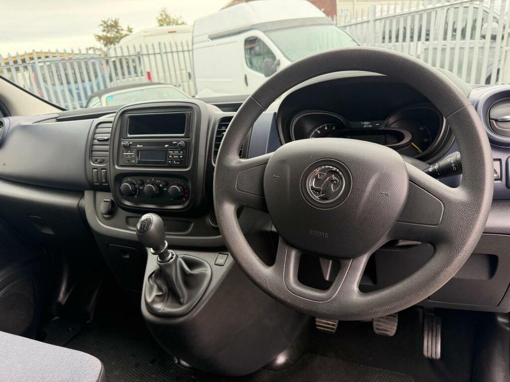 Vauxhall Vivaro Camper Van 1.6 Cdti 2900 Biturbo Ecoflex 201767 Grey #12