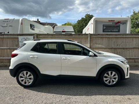 Kia Stonic 2 1.0T Gdi  #3