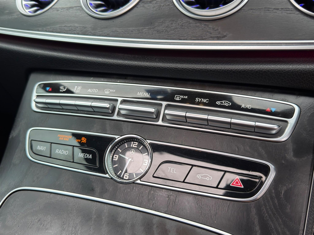 Mercedes-Benz E Class 2.0 E350e 6.4Kwh Se Premium Plus G-tronic Euro White #35