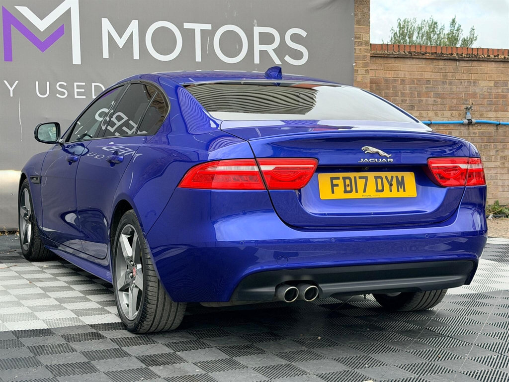 Jaguar XE 2.0D 180 R-sport Awd 2017 Blue #17