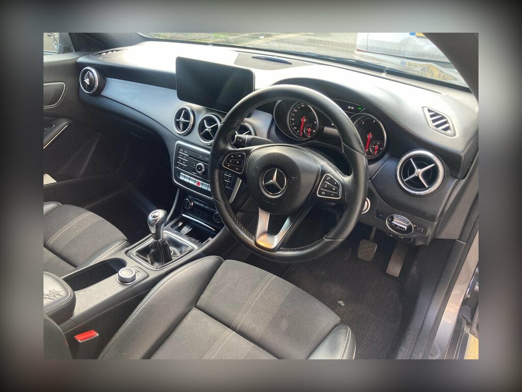 Mercedes-Benz CLA Class 2.1 Cla200d Sport Coupe Euro 6 Grey #4