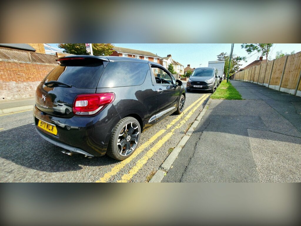 Citroen DS3 1.6 Thp Dsport Plus Hatchback Eu Black #2