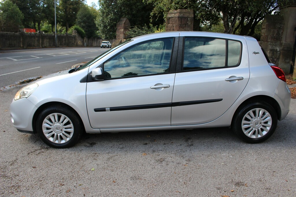 Renault Clio 1.2 I-music Silver #6