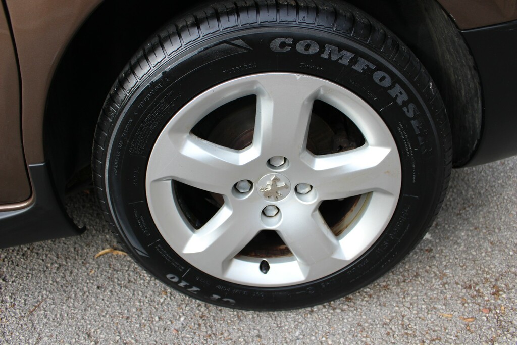 Peugeot Partner Tepee 1.6 Hdi Grey #14