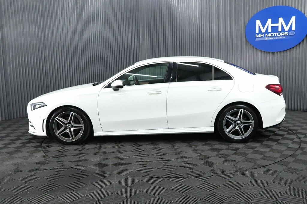 Mercedes-Benz A Class A180d Amg Line Premium WN69NRE White #3