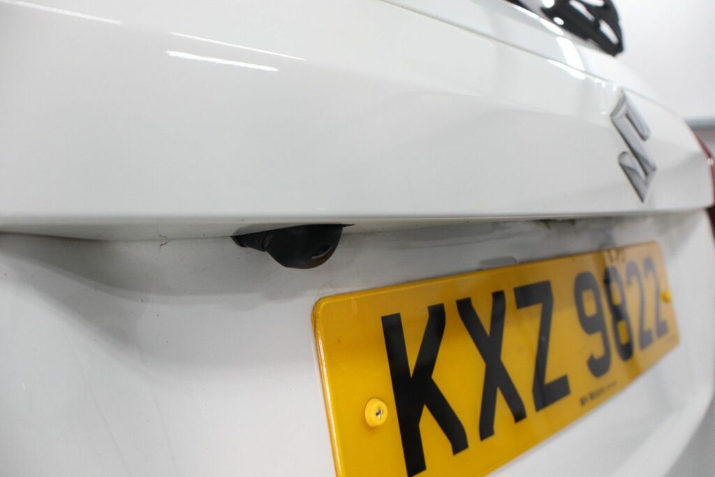 Suzuki Vitara 1.6 Sz-t Euro 6 Ss White #23