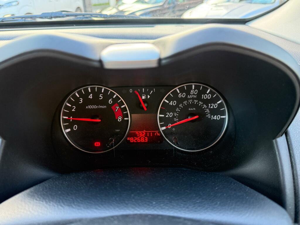 Nissan Note 1.4 16V N-tec Euro 5 Beige #4