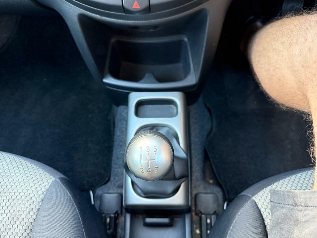 Nissan Note 1.4 16V N-tec Euro 5 Beige #6