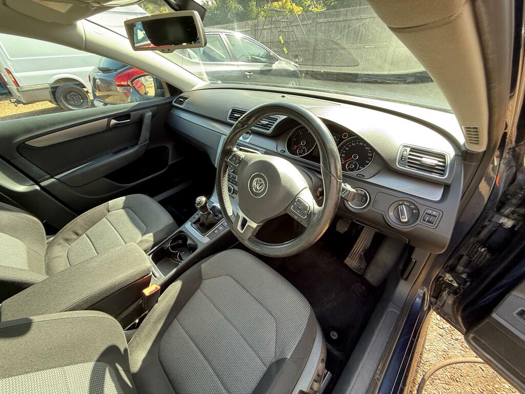 Volkswagen Passat 2.0 Tdi Bluemotion Tech Highline Euro 5 Ss Blue #2
