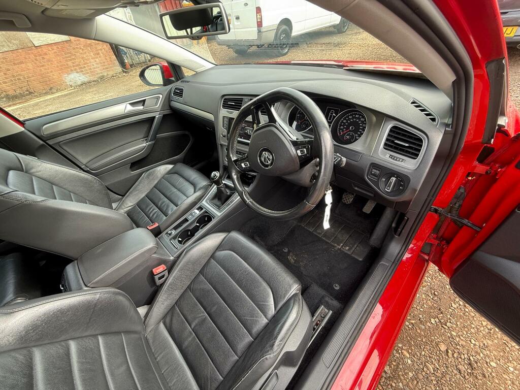 Volkswagen Golf 1.6 Tdi Bluemotion Tech Se Dsg Euro 5 Ss Red #2