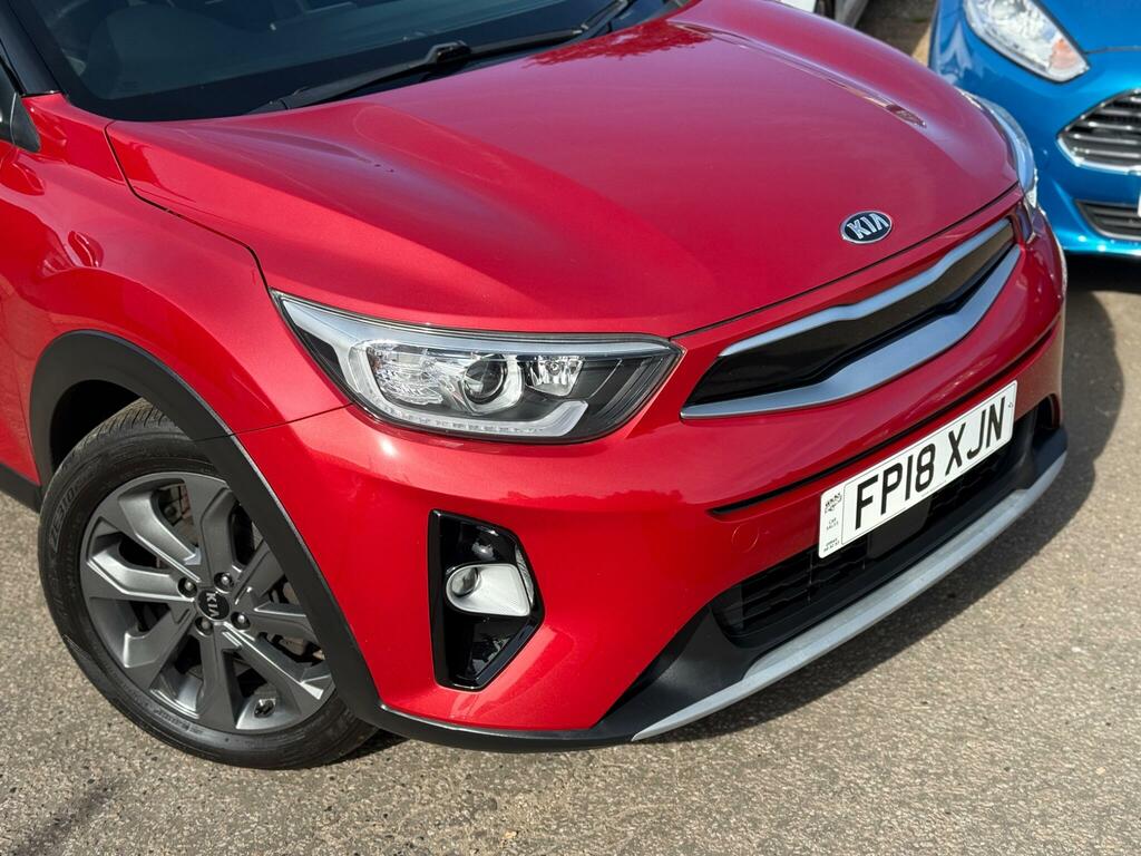Kia Stonic 1.6 Crdi First Edition Euro 6 Ss Red #3