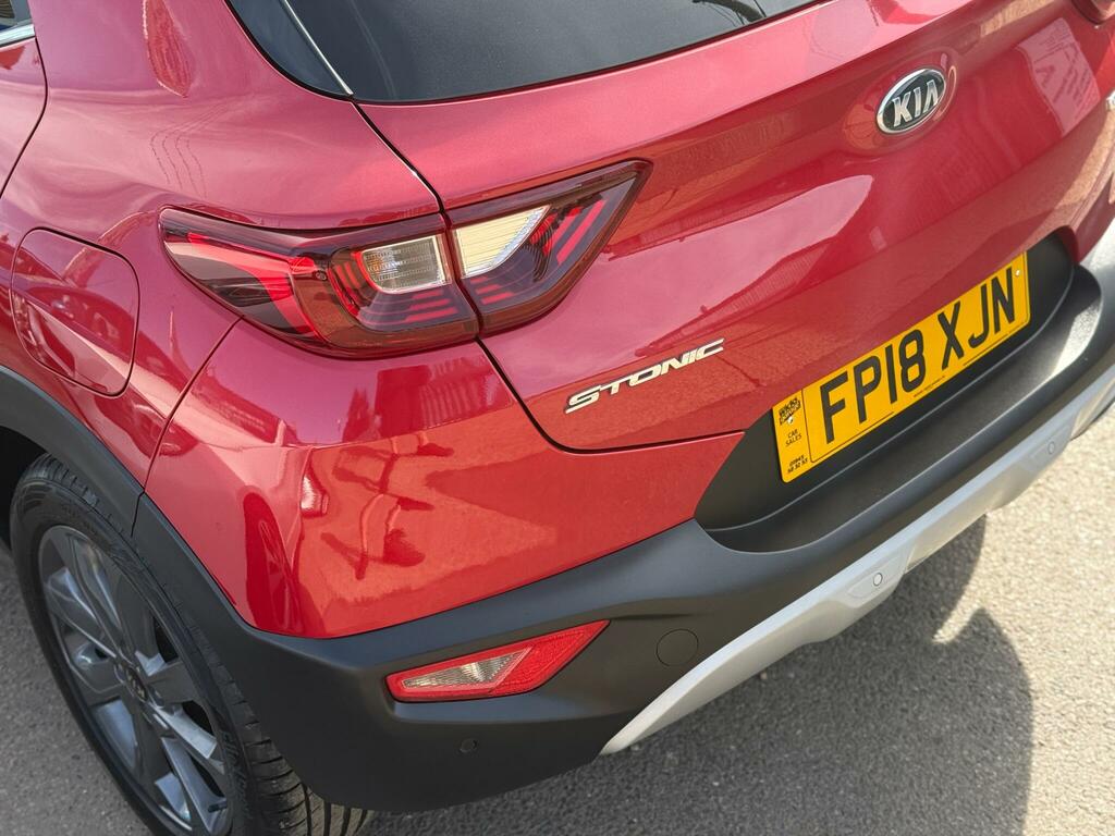 Kia Stonic 1.6 Crdi First Edition Euro 6 Ss Red #2