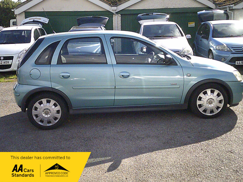 Vauxhall Corsa 2005 54 1.4I 16V Design Ac Silver #12