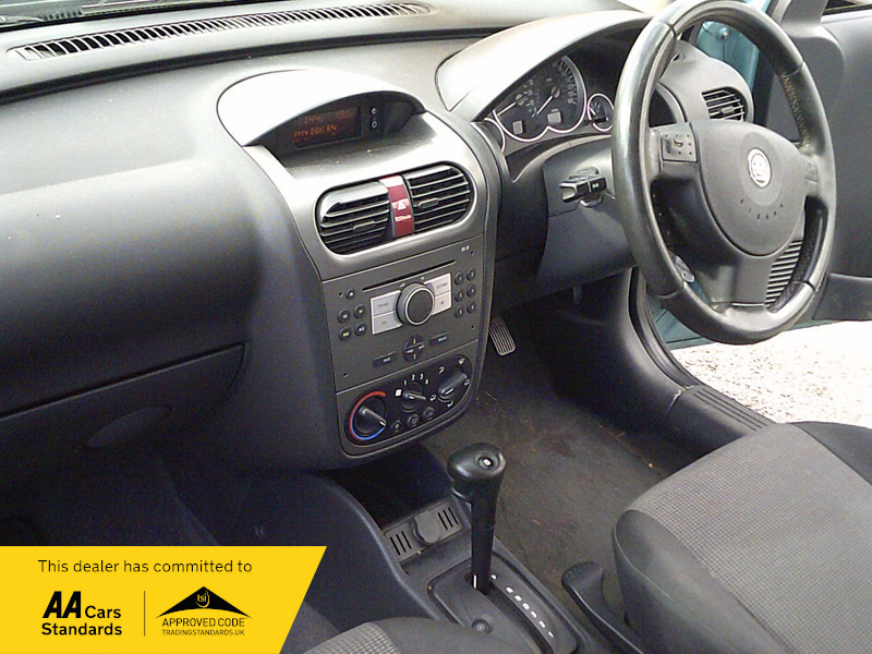 Vauxhall Corsa 2005 54 1.4I 16V Design Ac Silver #17