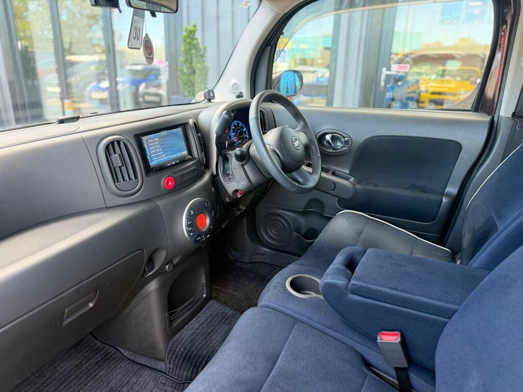 Nissan Cube 1.5 15X Indigo Plus Plasma Brown #2