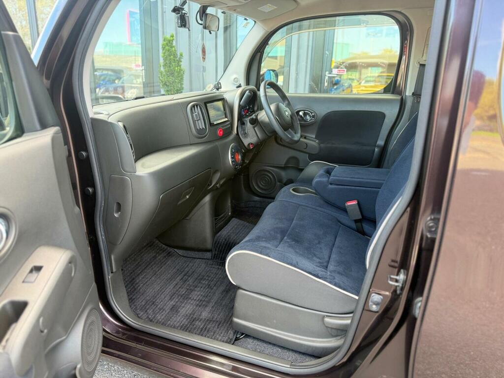 Nissan Cube 1.5 15X Indigo Plus Plasma Brown #4