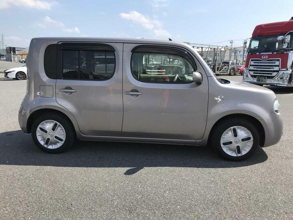 Nissan Cube 1.5 15X V Selection Cvt Grey #6